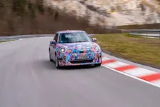 502128-the-new-mini-cooper-electric-05-2023-2250px.webp