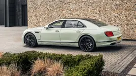 bentley-flying-spur-speed-edition-12.webp