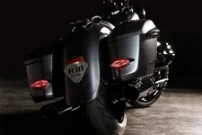 P90503594-bmw-r-18-roctane-studio-05-2023-2250px.webp