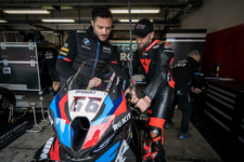 -motorrad-worldsbk-team-bmw-m-1000-rr-tom-s-2249px.webp