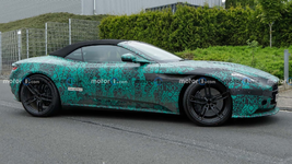 aston-martin-db12-volante-spy-photos (2).webp