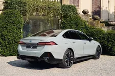 bmw-i5-edrive40-at-the-villa-d-este-05-2023-2249px.webp