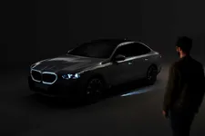 plus-unlocks-the-vehicle-as-soon-as-you-app-2249px.webp