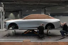 w-bmw-5-series-sedan-design-process-05-2023-2250px.webp