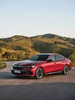 he-new-bmw-i5-m60-xdrive-still-shot-05-2023-1125px.webp