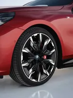 5-m60-xdrive-in-the-studio-close-up-05-2023-1125px.webp