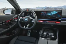 -the-new-bmw-i5-m60-xdrive-interior-05-2023-2250px.webp