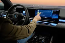 news-podcasts-curated-for-bmw-in-the-vehicl-2250px.webp