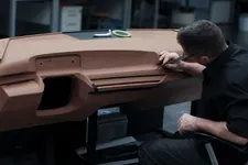 w-bmw-5-series-sedan-design-process-05-2023-2250px.webp