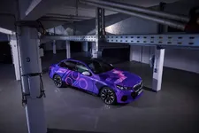 is-bmw-i5-is-presented-in-a-special-gaming--2248px.webp