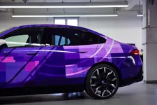 is-bmw-i5-is-presented-in-a-special-gaming--2248px.webp
