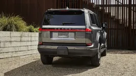 2024_Lexus_GX_Premium_001-scaled.webp