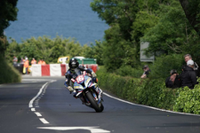 -motorrad-motorsport-iomtt-burrows-engineer-2250px.webp