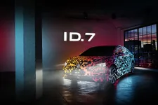 DB2022AU01042.webp