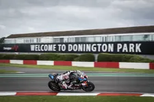 hip-rokit-bmw-motorrad-worldsbk-team-bmw-m--2249px.webp