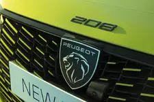 PEUGEOT_E_208_2307GJ_501.webp
