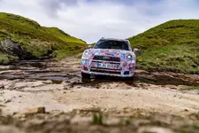 the-new-mini-countryman-in-scotland-08-2023-2250px.webp