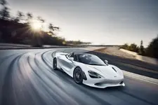 15275-McLaren750SSpider.webp
