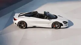 15278-McLaren750SSpider.webp