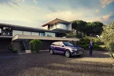 Bentayga EWB Mulliner - 6.webp