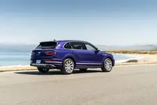 Bentayga EWB Mulliner - 12.webp