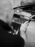 P90519261-rolls-royce-droptail-build-1125px.webp
