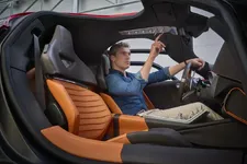 9_interior.webp