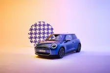 P90518441-mini-cooper-se-09-2023-2249px.webp