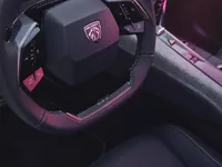 PEUGEOT_E_3008_2309PJ_460_FR.webp