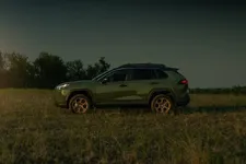 MY24_RAV4_WOODLAND_006-scaled.webp
