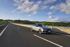 23111-the-bmw-i5-m60-xdrive-driving-10-2023-2250px.webp