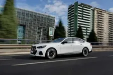 23070-the-bmw-i5-m60-xdrive-driving-10-2023-2247px.webp