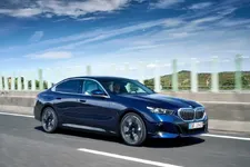 0523010-the-bmw-i5-edrive40-driving-10-2023-2250px.webp