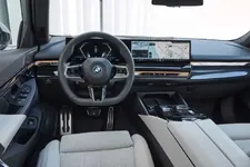 523061-the-bmw-i5-edrive40-interior-10-2023-2250px.webp