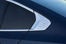 523059-the-bmw-i5-edrive40-close-up-10-2023-2249px.webp