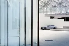 P90522992-the-bmw-i5-edrive40-10-2023-2247px.webp