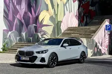 P90522997-the-bmw-i5-edrive40-10-2023-2247px.webp