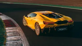Lamborghini Revuelto review-4.jpg