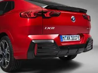 -first-ever-bmw-ix2-xdrive30-studio-10-2023-2000px.webp