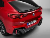 -first-ever-bmw-ix2-xdrive30-studio-10-2023-2000px.webp