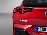 -first-ever-bmw-ix2-xdrive30-studio-10-2023-1999px.webp