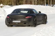 95747d1330610726-spied-2013-mercedes-sls-amg-black-series-winter-testing-mercedes-sls-amg-bla...webp