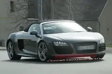 audi-r8-refresh-spy-shots-07.webp