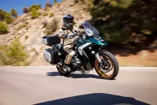 02-bmw-r-1300-gs-option-719-variant-10-2023-2248px.webp