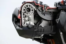 29968-bmw-r-1300-gs-cut-away-engine-10-2023-2250px.webp