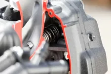 29975-bmw-r-1300-gs-cut-away-engine-10-2023-2250px.webp
