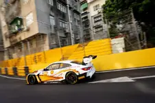 2-bmw-m4-gt3-sheldon-van-der-linde-bmw-m-te-2250px.webp