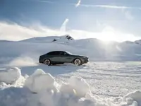 P90532656-bmw-5-series-soelden-11-2023-1999px.webp