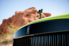 P90535393-rolls-royce-spirit-of-ecstasy-2250px.webp