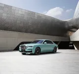 P90535398-rolls-royce-ghost-1596px.webp